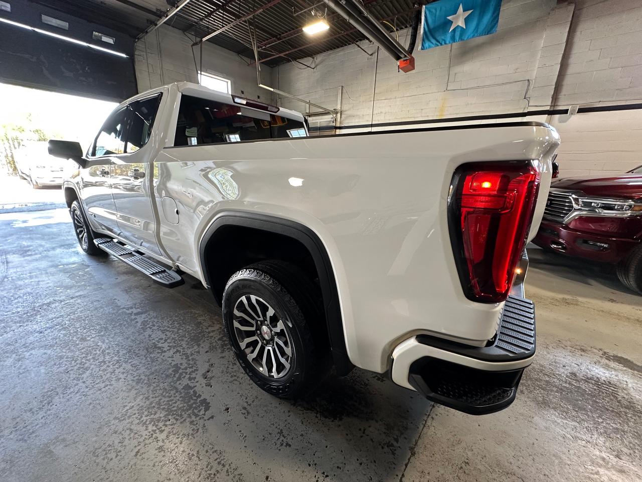2019 GMC Sierra 1500 AT4 PKG  5.3lV8 LEATHER | HEATED SEATS | 6.5FT BED - Photo #23