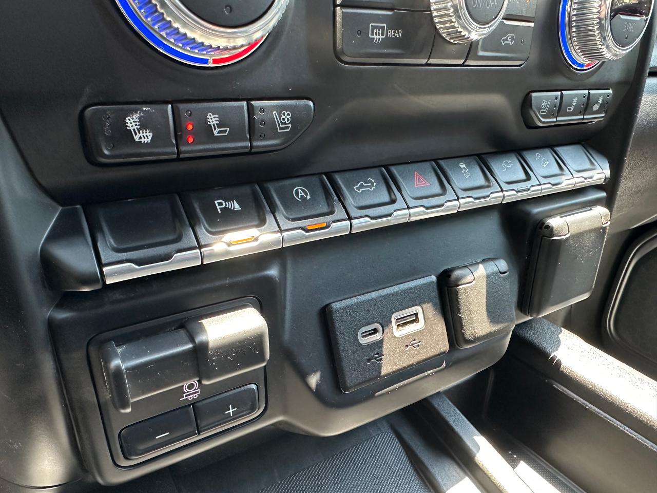 2019 GMC Sierra 1500 AT4 PKG  5.3lV8 LEATHER | HEATED SEATS | 6.5FT BED - Photo #40