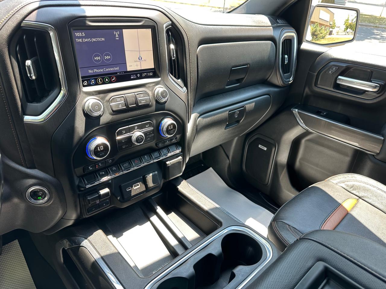 2019 GMC Sierra 1500 AT4 PKG  5.3lV8 LEATHER | HEATED SEATS | 6.5FT BED - Photo #38