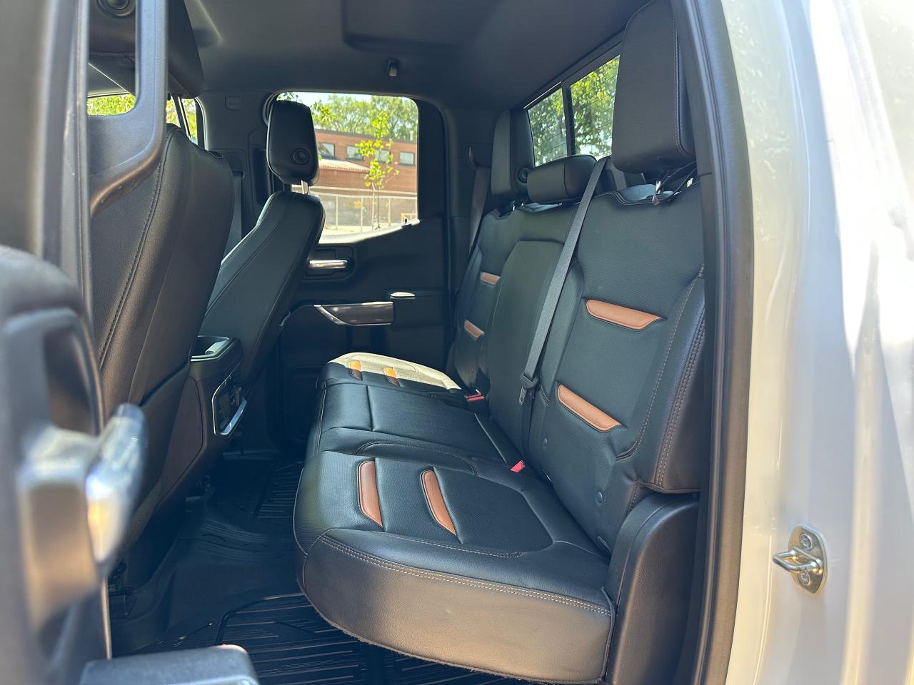 2019 GMC Sierra 1500 AT4 PKG  5.3lV8 LEATHER | HEATED SEATS | 6.5FT BED - Photo #43