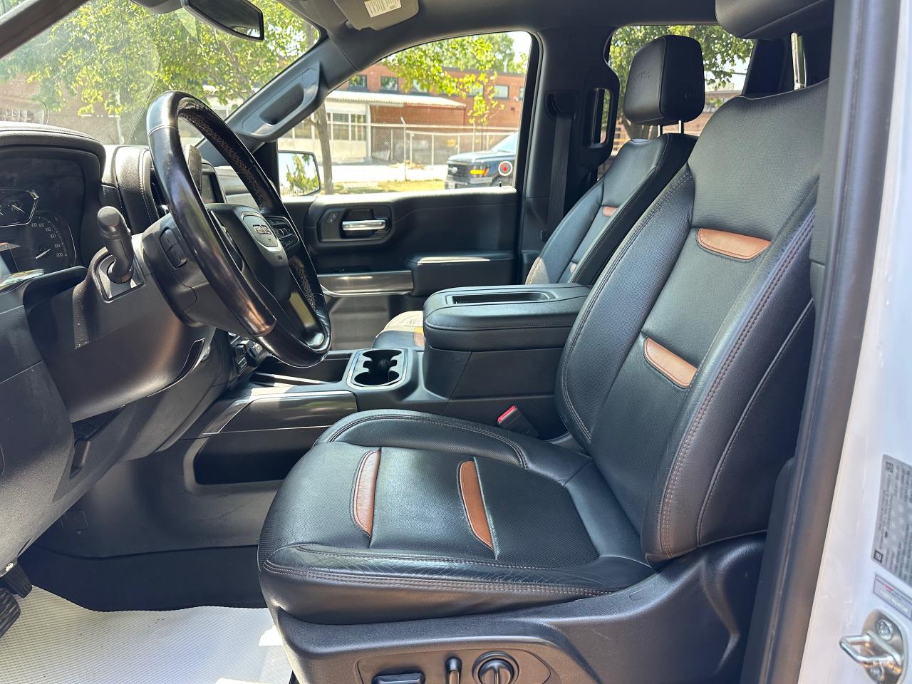 2019 GMC Sierra 1500 AT4 PKG  5.3lV8 LEATHER | HEATED SEATS | 6.5FT BED - Photo #42