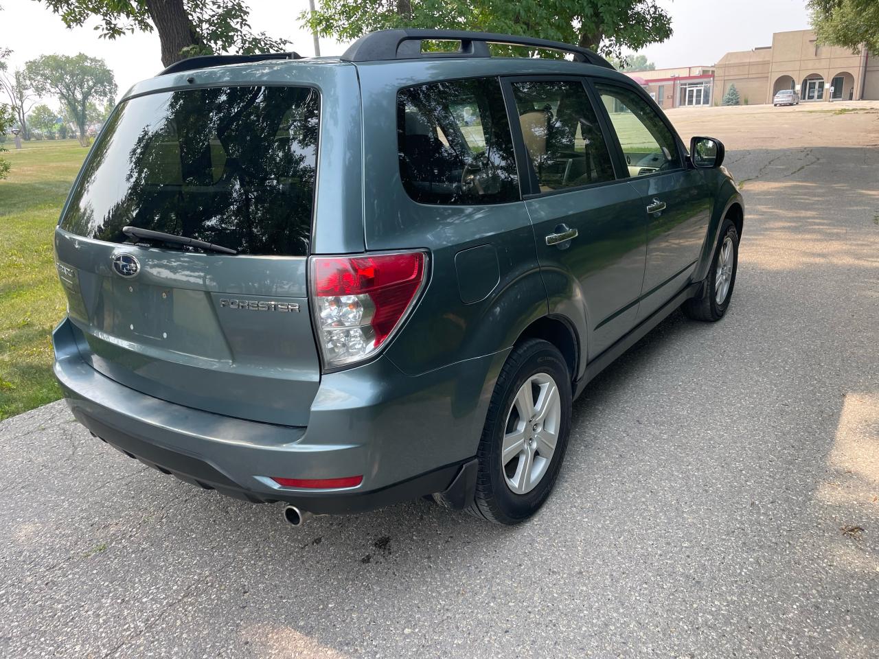 2009 Subaru Forester X w/Premium Pkg - Photo #5