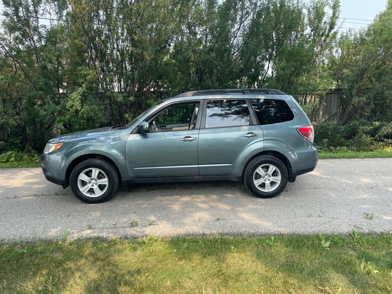 2009 Subaru Forester X w/Premium Pkg - Photo #8
