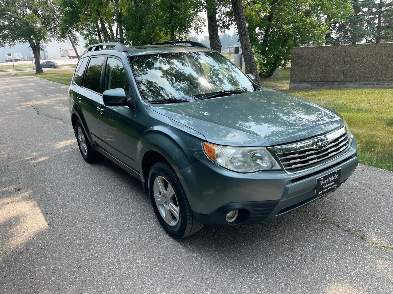2009 Subaru Forester X w/Premium Pkg - Photo #3