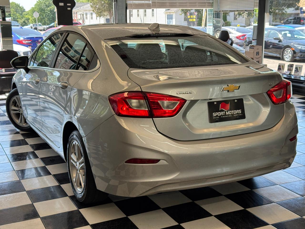 2018 Chevrolet Cruze LT+New Tires+Brake+Appleplay+Camera+Heated Seats Photo15