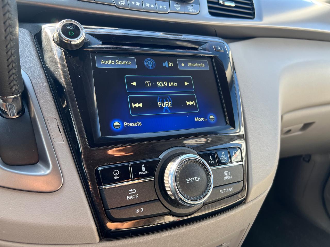 2016 Honda Odyssey 4dr Wgn Touring - Photo #14