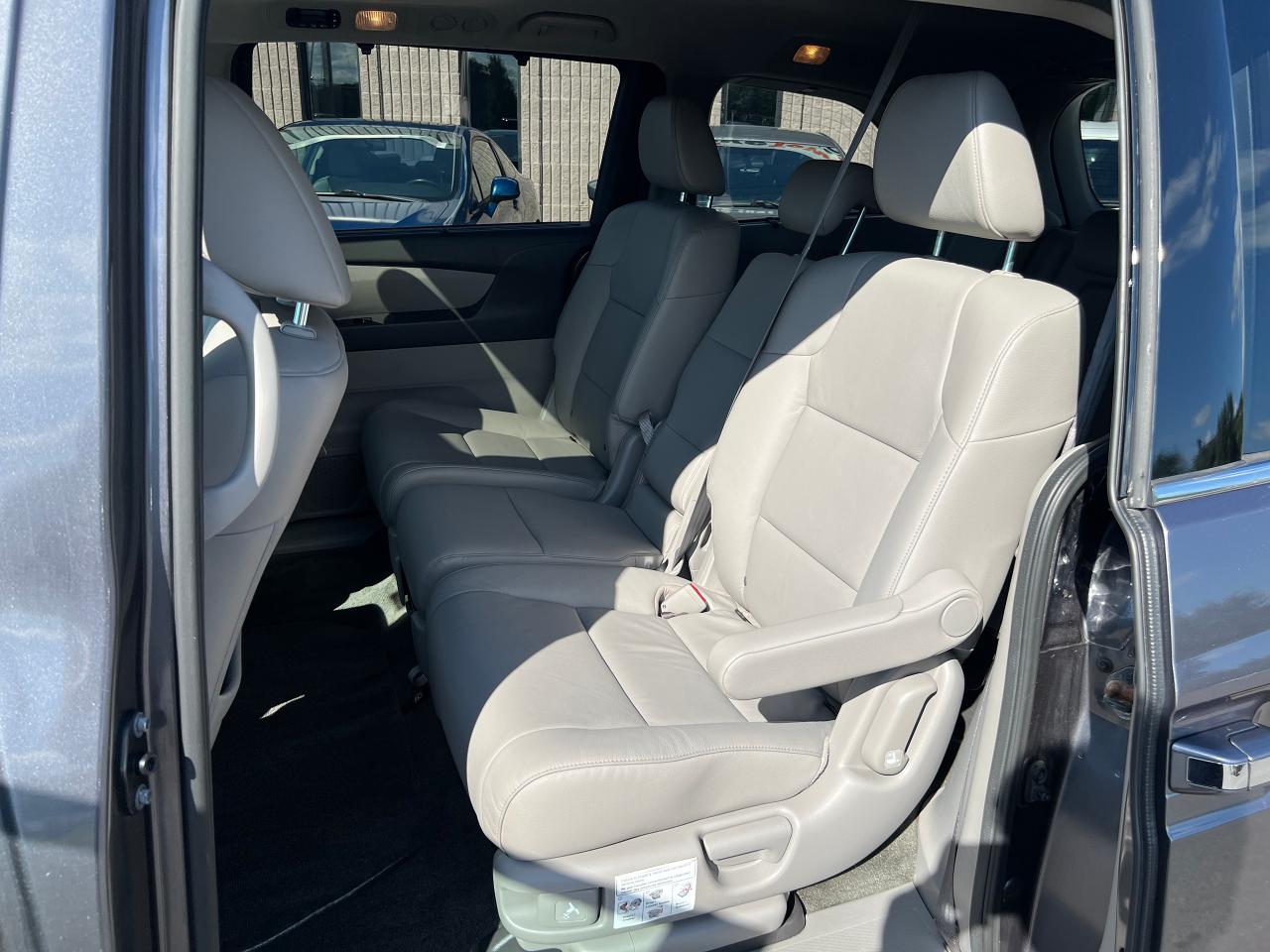 2016 Honda Odyssey 4dr Wgn Touring - Photo #23