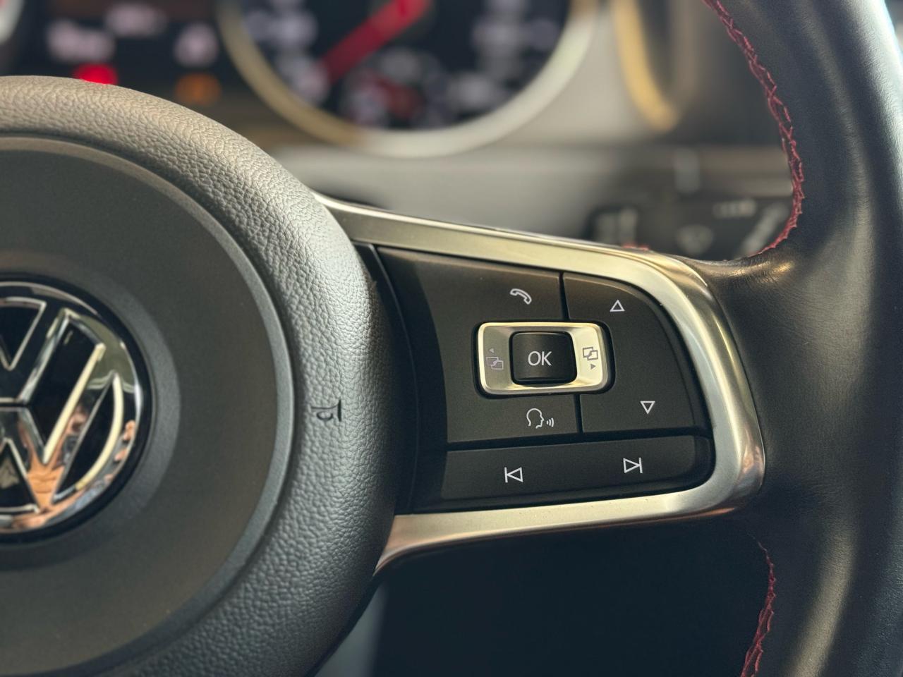 2016 Volkswagen GTI 6SPD|NAV|BACKUP|ACC|BSM|FCW|LKA|FENDER|ONE OWNER| - Photo #13