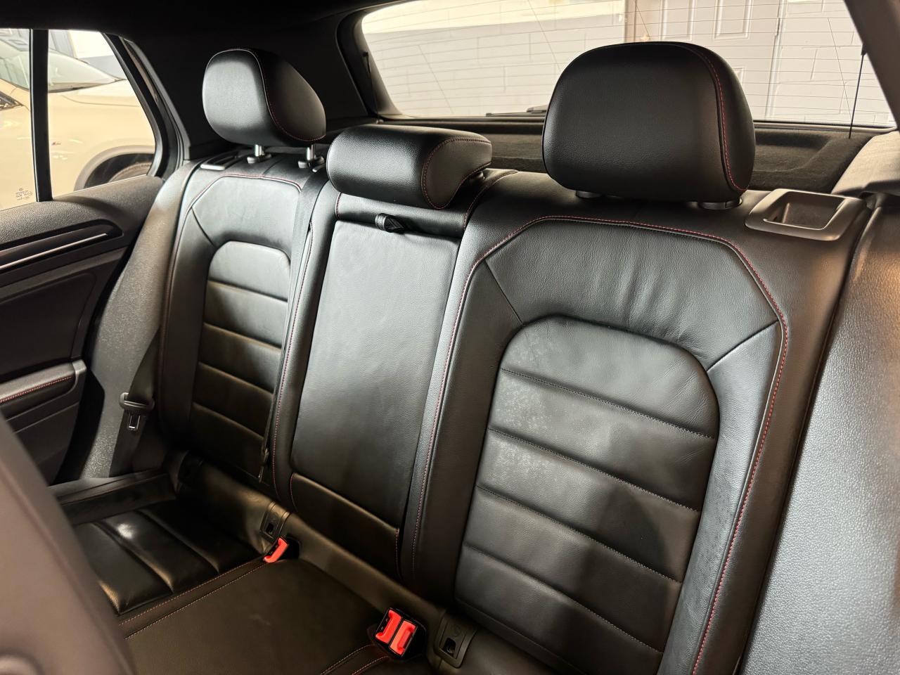 2016 Volkswagen GTI 6SPD|NAV|BACKUP|ACC|BSM|FCW|LKA|FENDER|ONE OWNER| - Photo #30