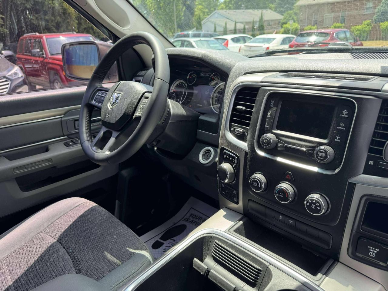 2017 RAM 1500 Big Horn - Photo #12