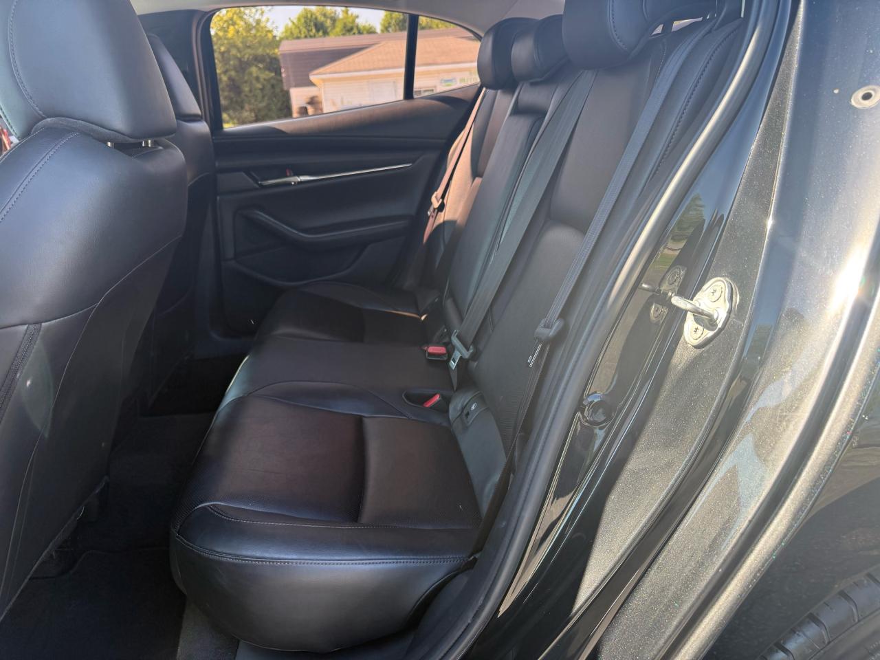 2019 Mazda MAZDA3 GT Photo15