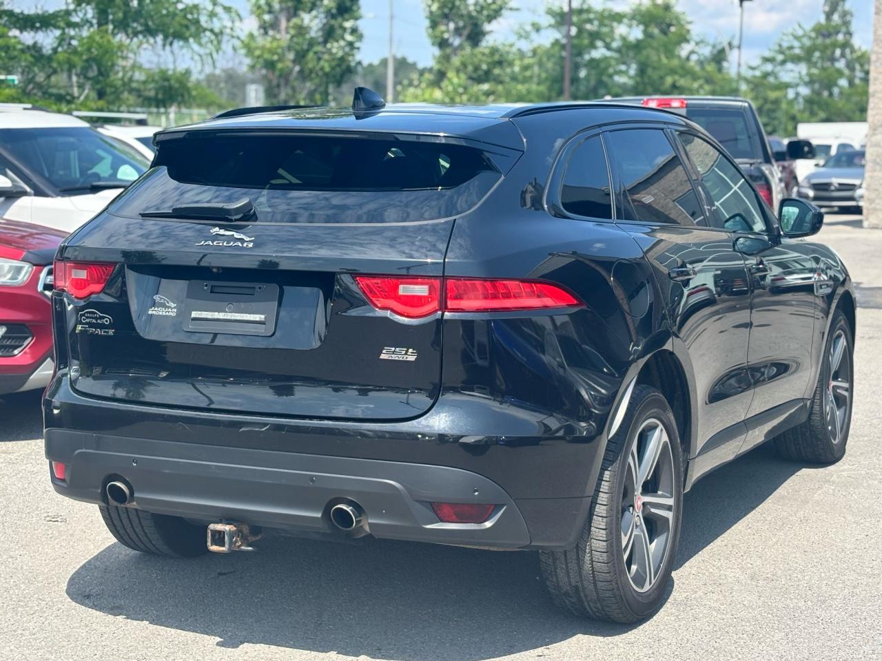 2018 Jaguar F-PACE R-Sport - Photo #6