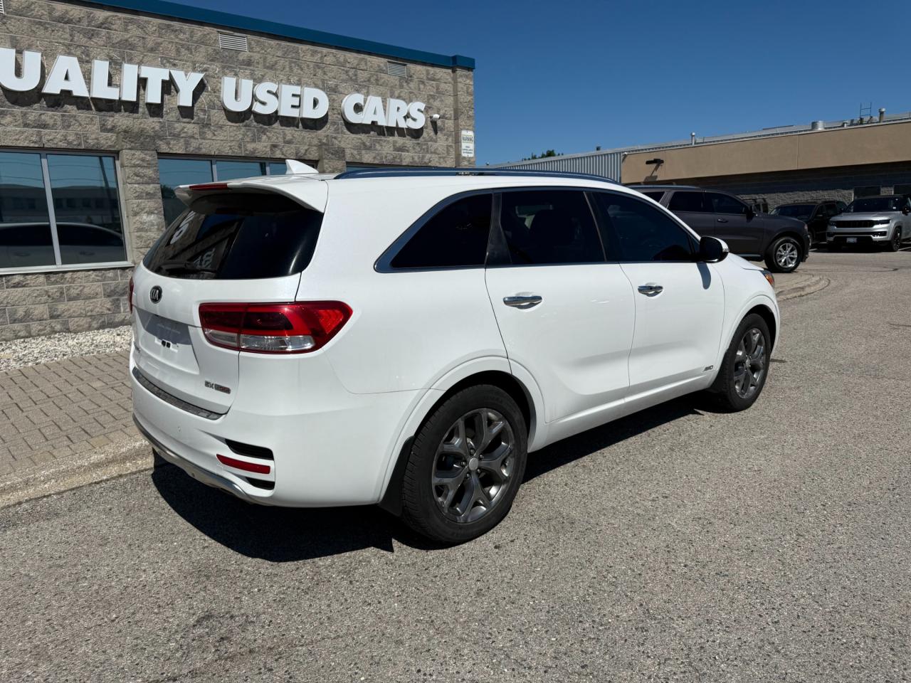 2016 Kia Sorento 2.0L SX Photo3