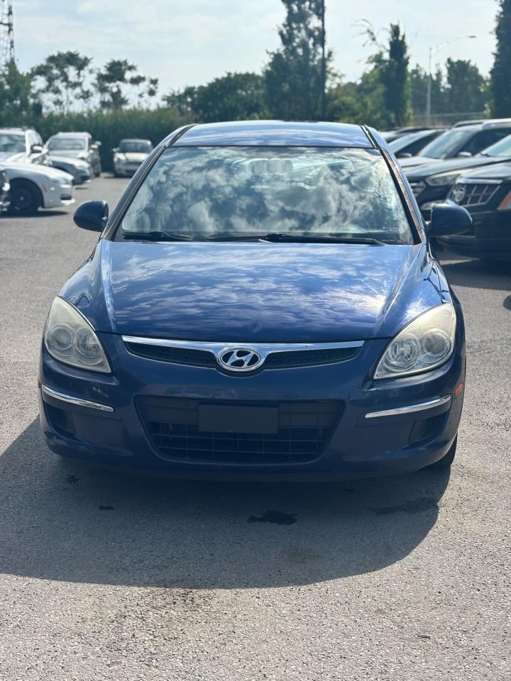 2012 Hyundai Elantra Touring L - Photo #2