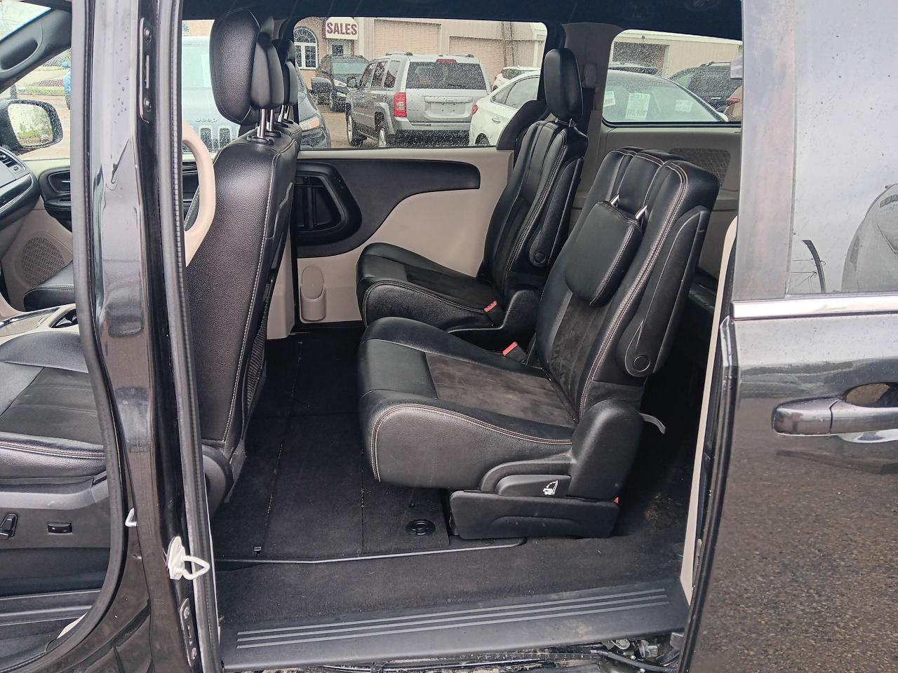 2019 Dodge Grand Caravan SXT Premium Plus DVD Remote Start, Bu Cam 7 Pass - Photo #13