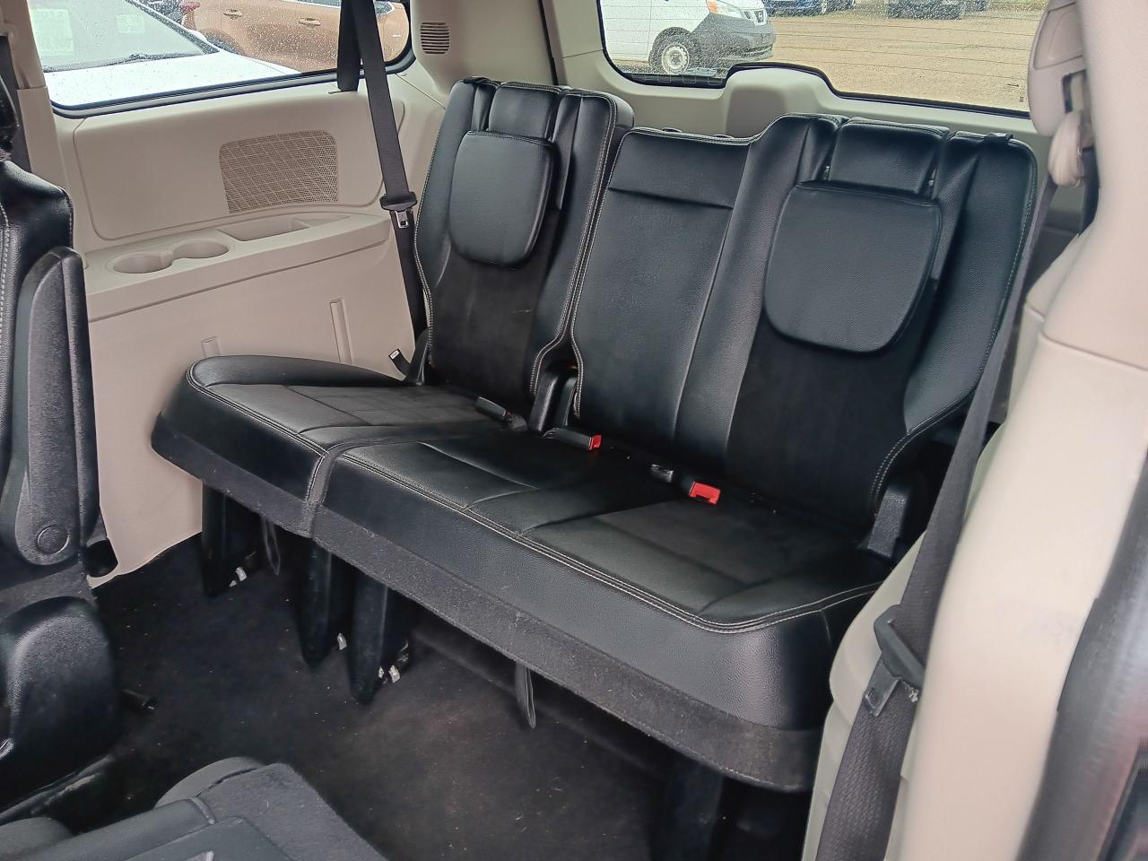 2019 Dodge Grand Caravan SXT Premium Plus DVD Remote Start, Bu Cam 7 Pass - Photo #14