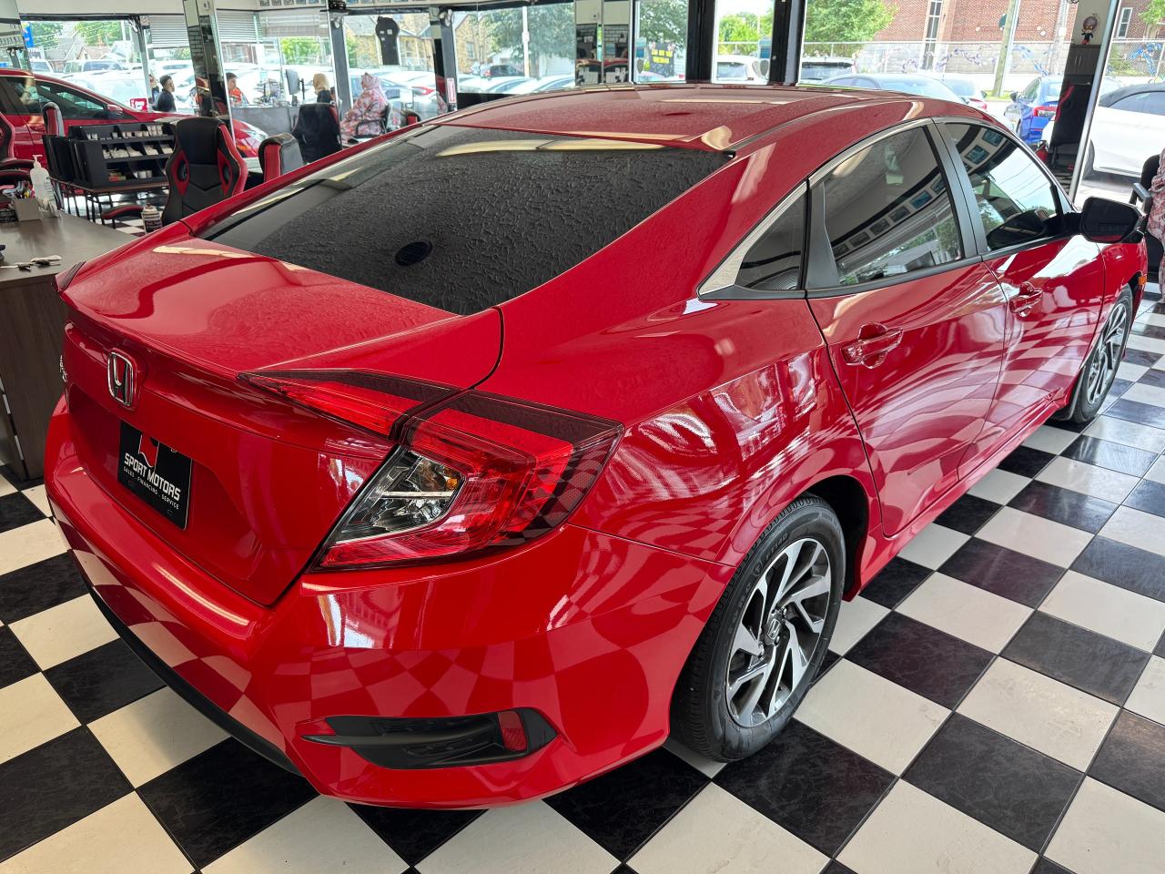 2018 Honda Civic EX+New Tires+Brakes+Adaptive Cruise+CLEAN CARFAX Photo8