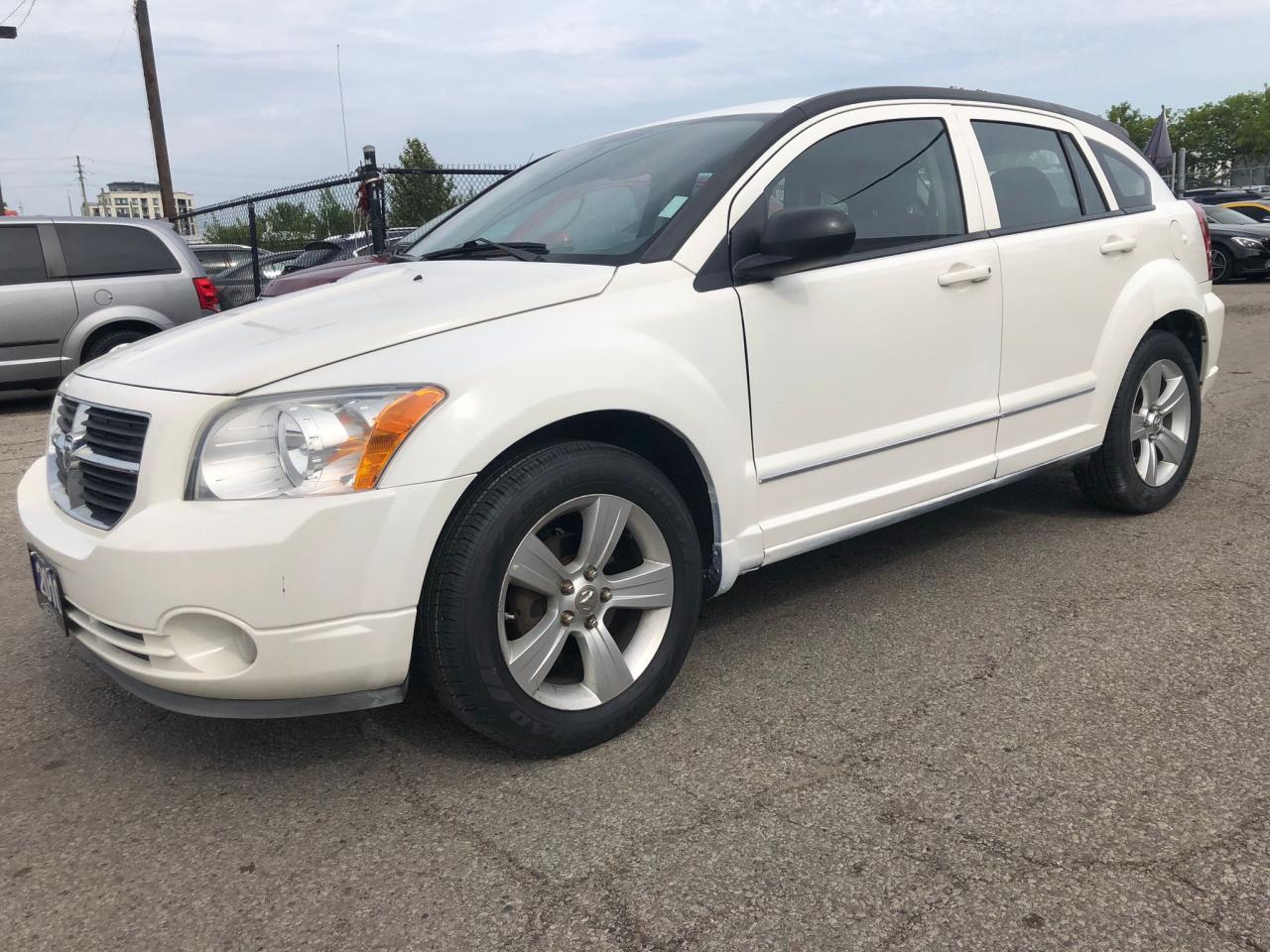 2010 Dodge Caliber SXT - Photo #3