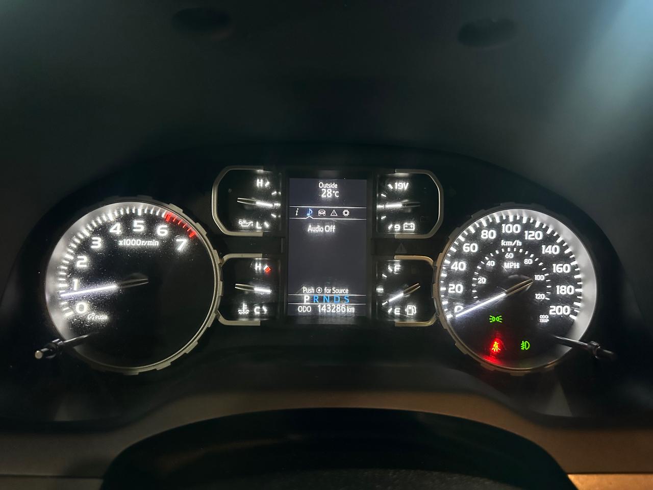 2021 Toyota Tundra 4X4 CREWMAX SR5 | NO ACCIDENTS - Photo #33