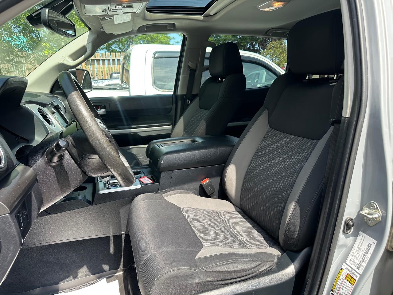 2021 Toyota Tundra 4X4 CREWMAX SR5 | NO ACCIDENTS - Photo #43