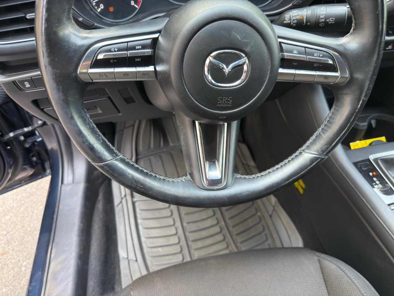 2021 Mazda MAZDA3 GS - Photo #13