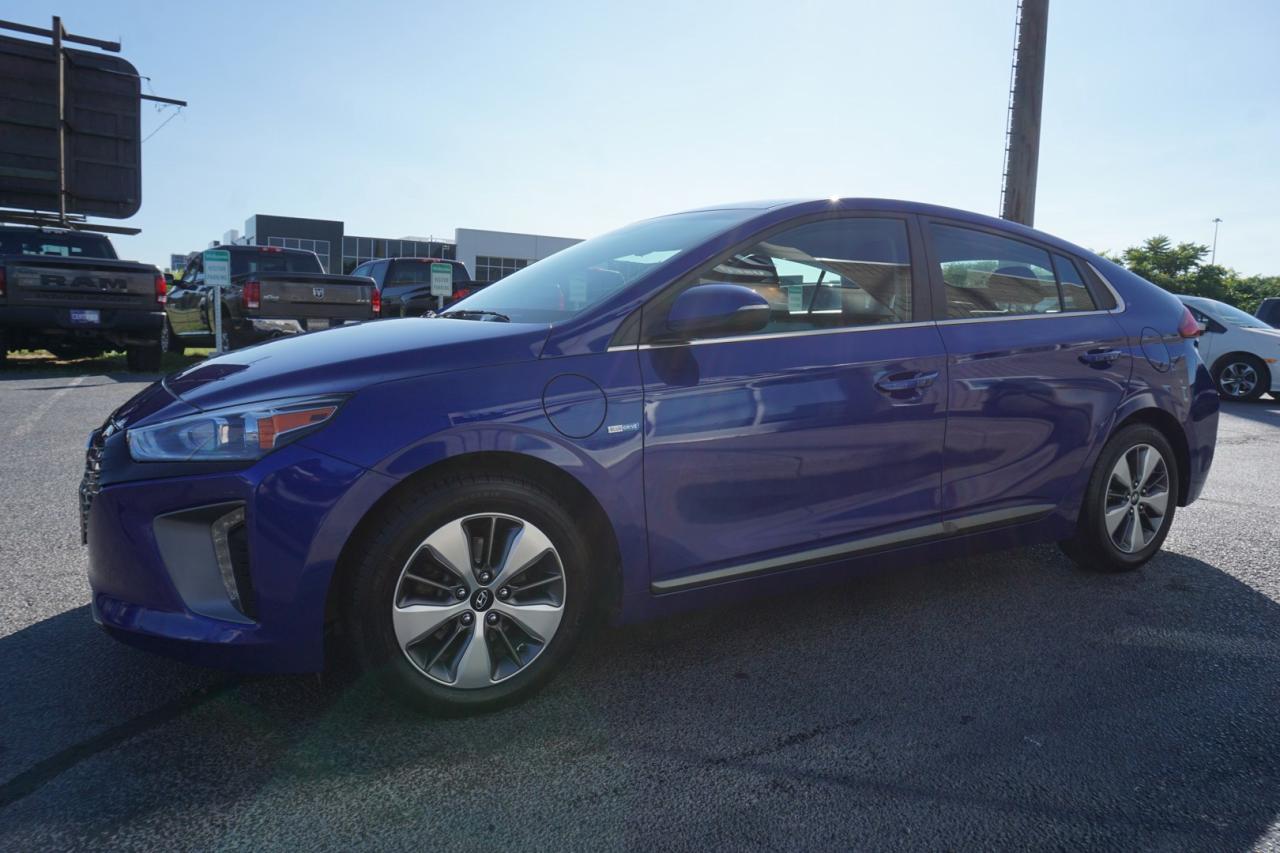 2019 Hyundai Ioniq Hybrid PLUS CERTIFED *1 OWNER*ACCIDENT FREE* CAMERA NAV BLUETOOTH HEATED SEATS CRUISE ALLOYS - Photo #3