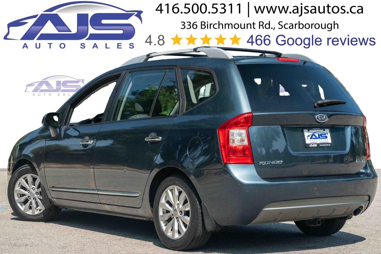 2012 Kia Rondo EX V6 - Photo #4