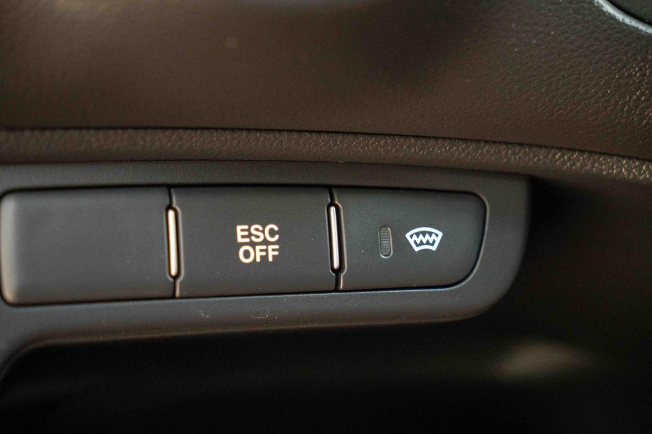 2012 Kia Rondo EX V6 - Photo #19