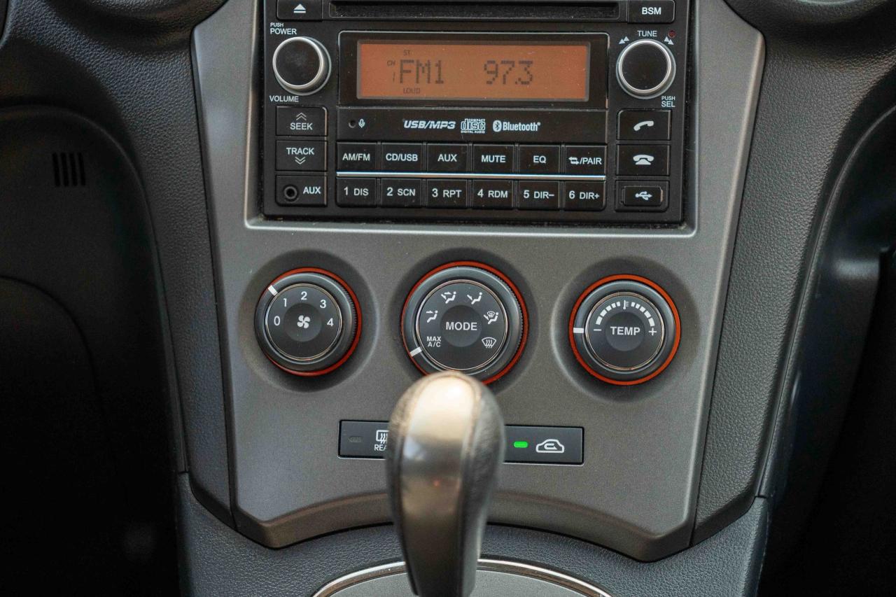 2012 Kia Rondo EX V6 - Photo #34