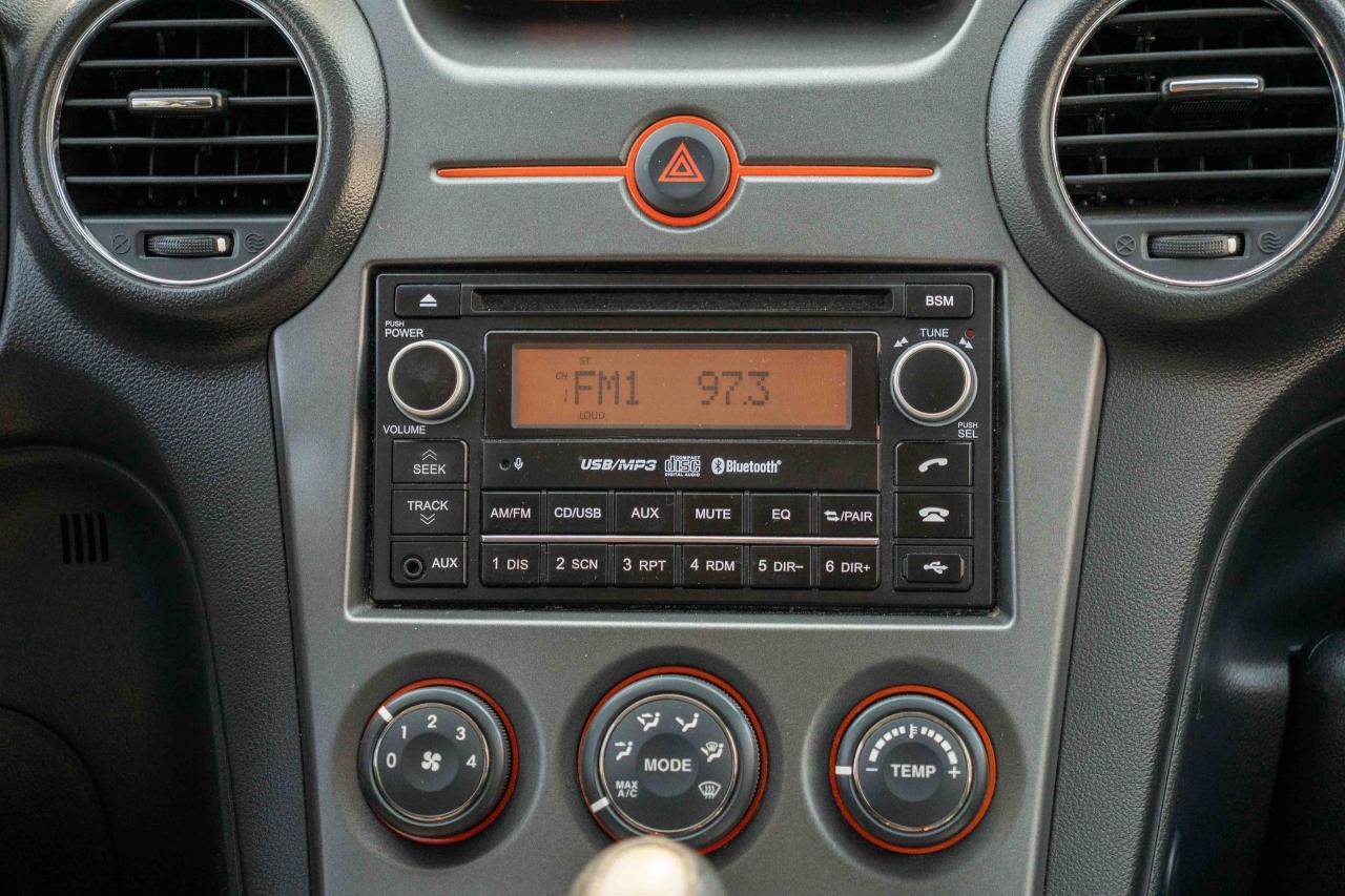 2012 Kia Rondo EX V6 - Photo #33