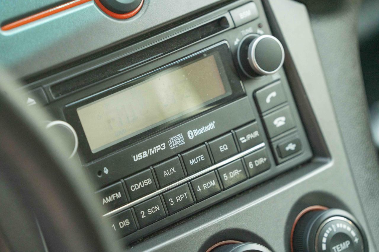 2012 Kia Rondo EX V6 - Photo #30