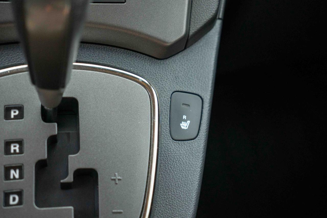 2012 Kia Rondo EX V6 - Photo #37