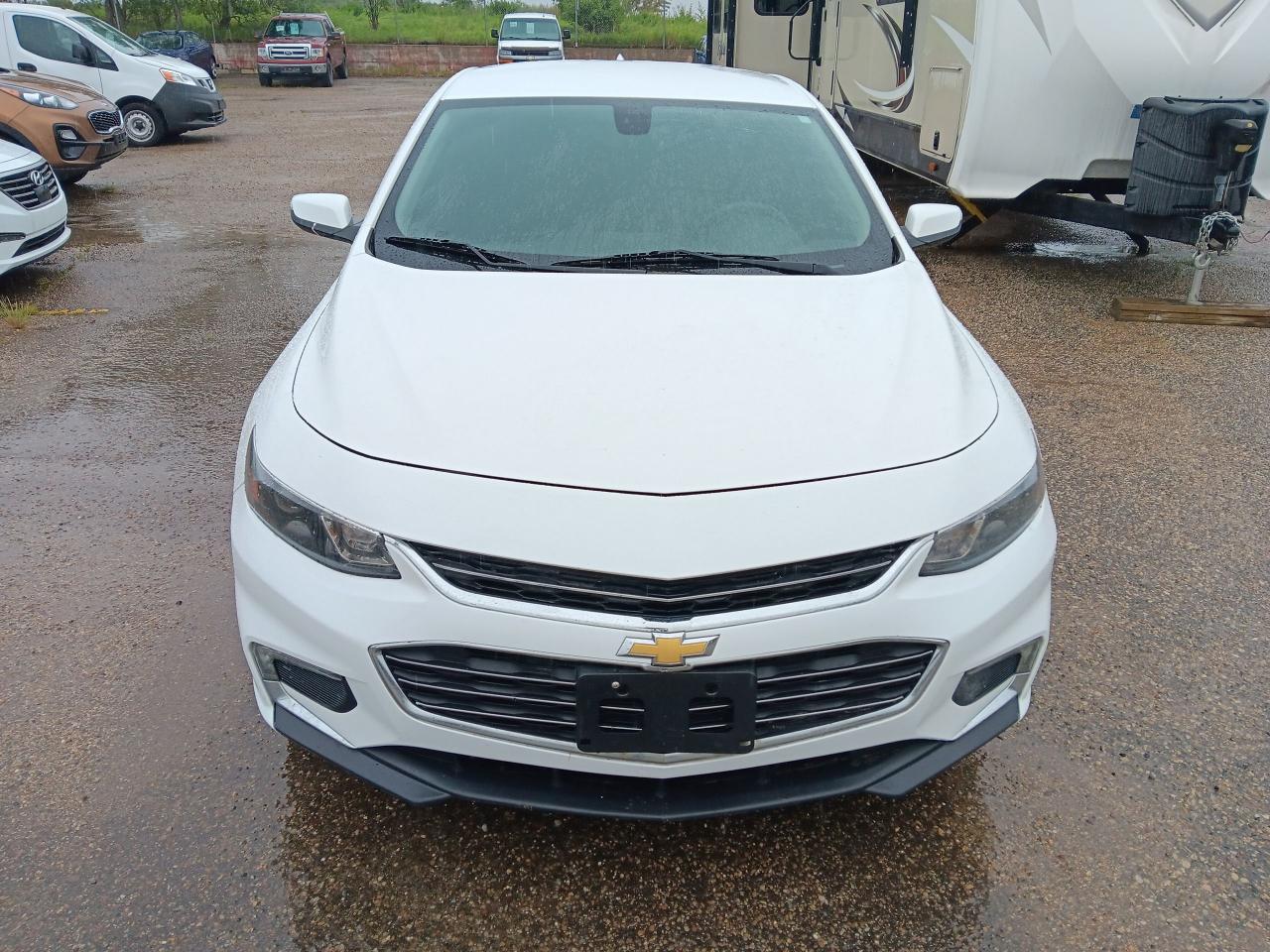 2016 Chevrolet Malibu LT Remote Start, BU Cam Alloys - Photo #2