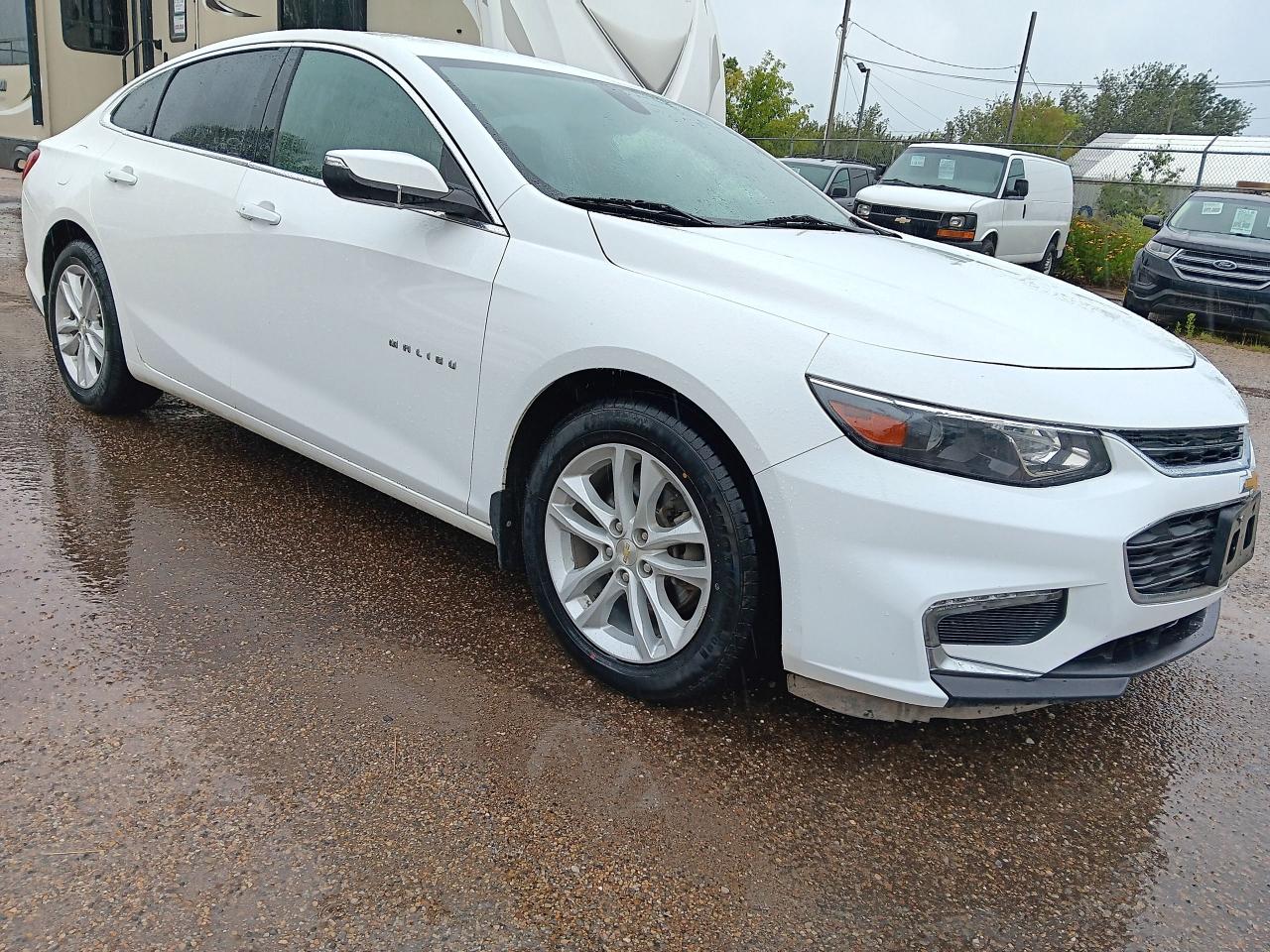 2016 Chevrolet Malibu LT Remote Start, BU Cam Alloys - Photo #3