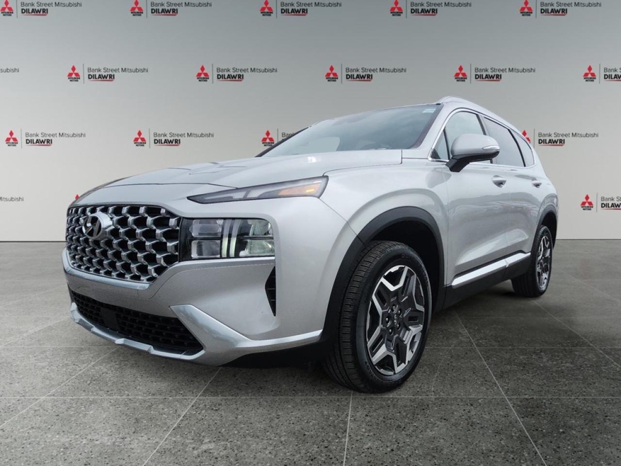 Used 2023 Hyundai Santa Fe HEV Luxury AWD for sale in Gloucester, ON