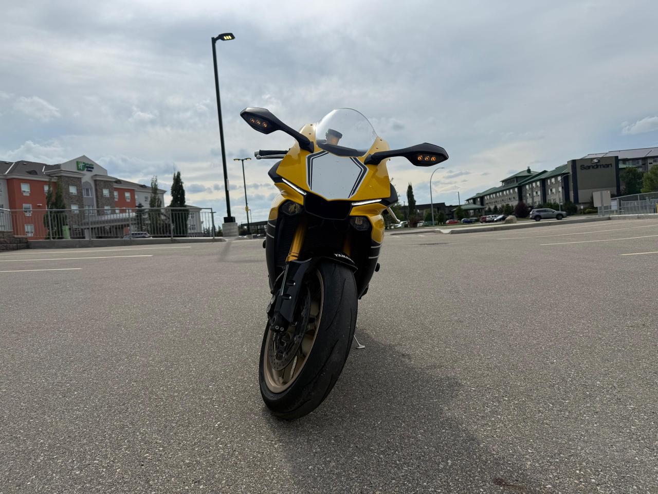 2016 Yamaha YZF-R1 60th Anniversary | WINTER SALE! Photo2