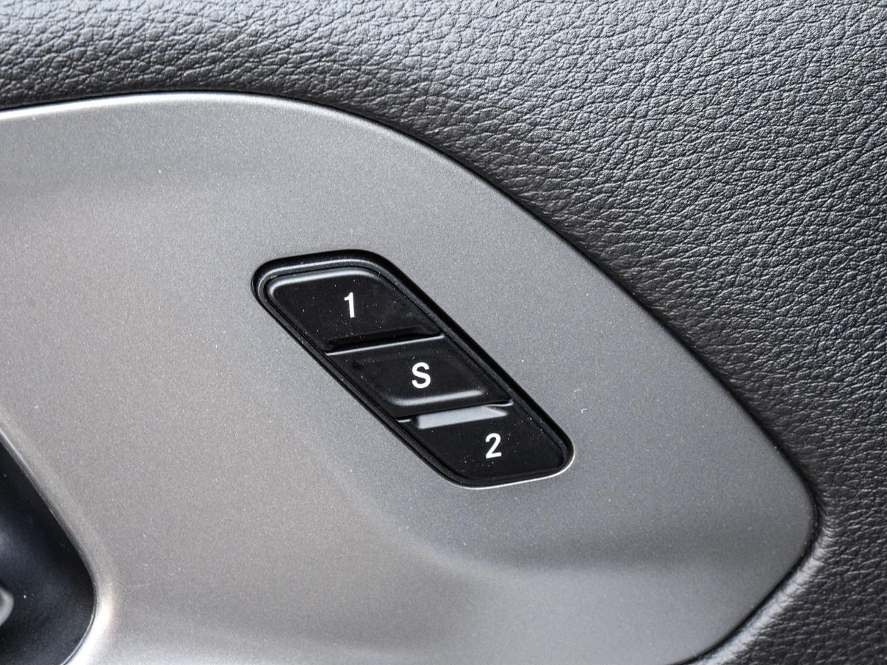 2026 Chrysler Pacifica Select FWD Photo