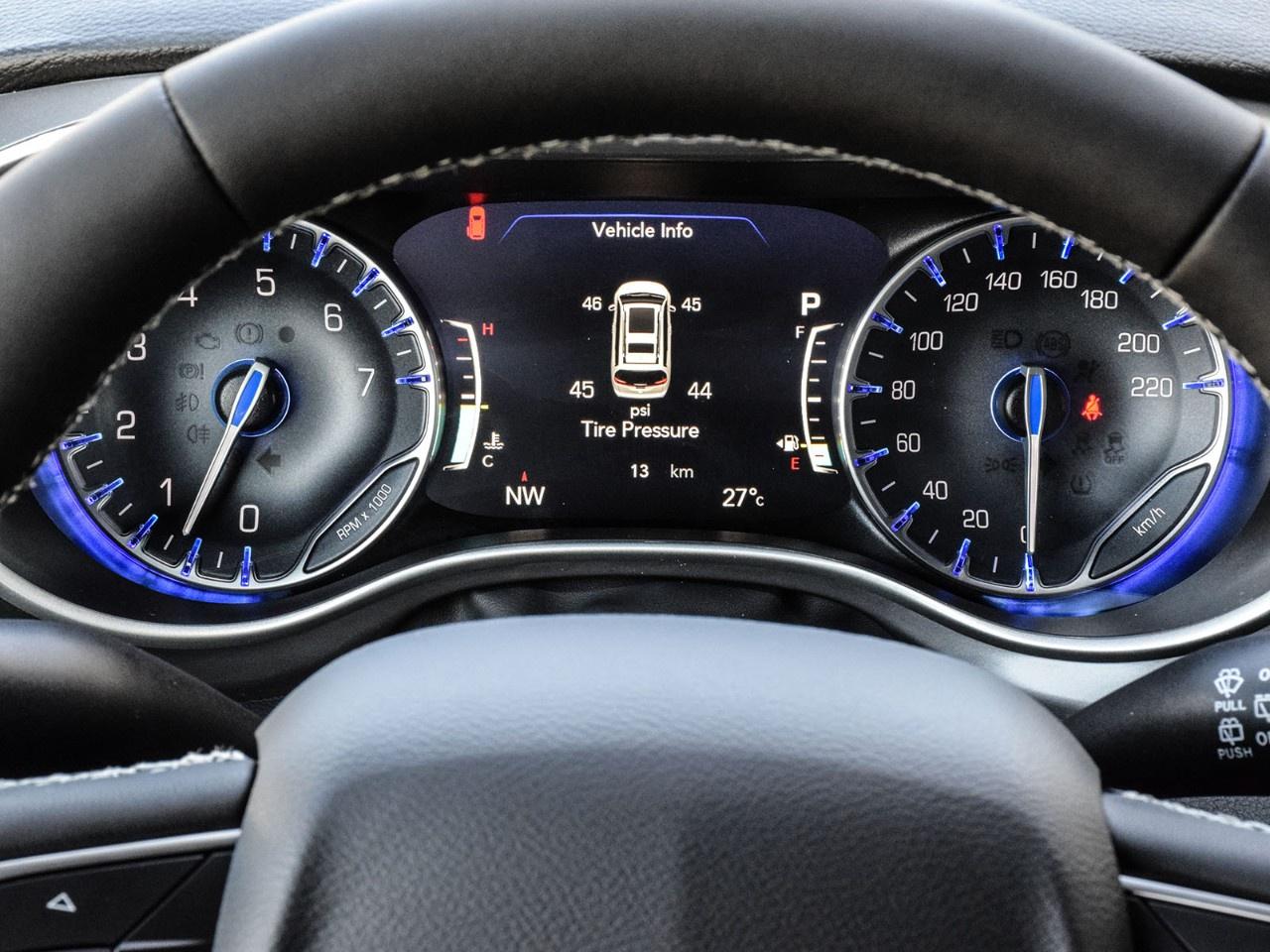 2026 Chrysler Pacifica Select FWD Photo