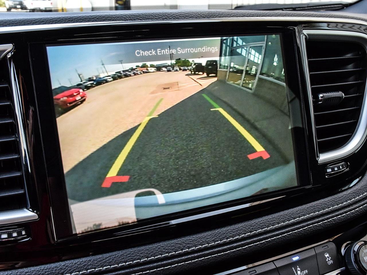 2026 Chrysler Pacifica Select FWD Photo