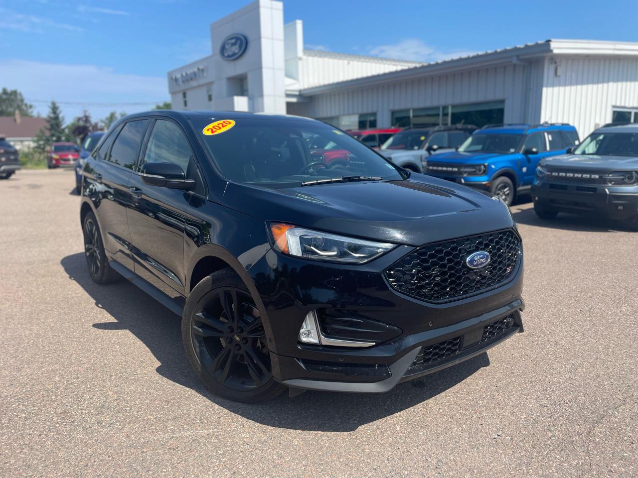 2020 Ford Edge ST Photo0