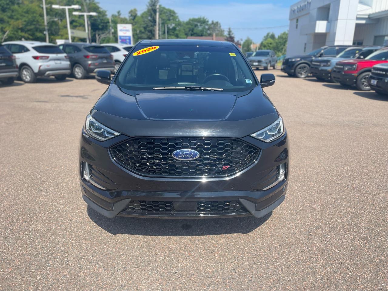 2020 Ford Edge ST Photo1