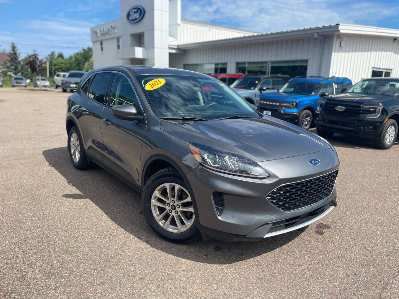 2021 Ford Escape SE Photo0