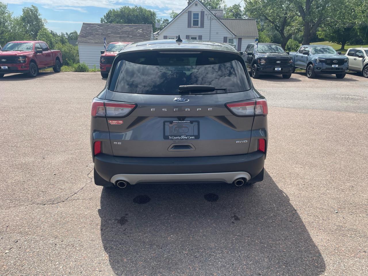 2021 Ford Escape SE Photo5