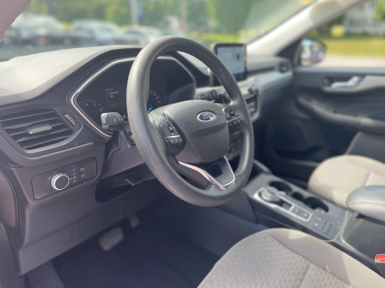 2021 Ford Escape SE Photo5