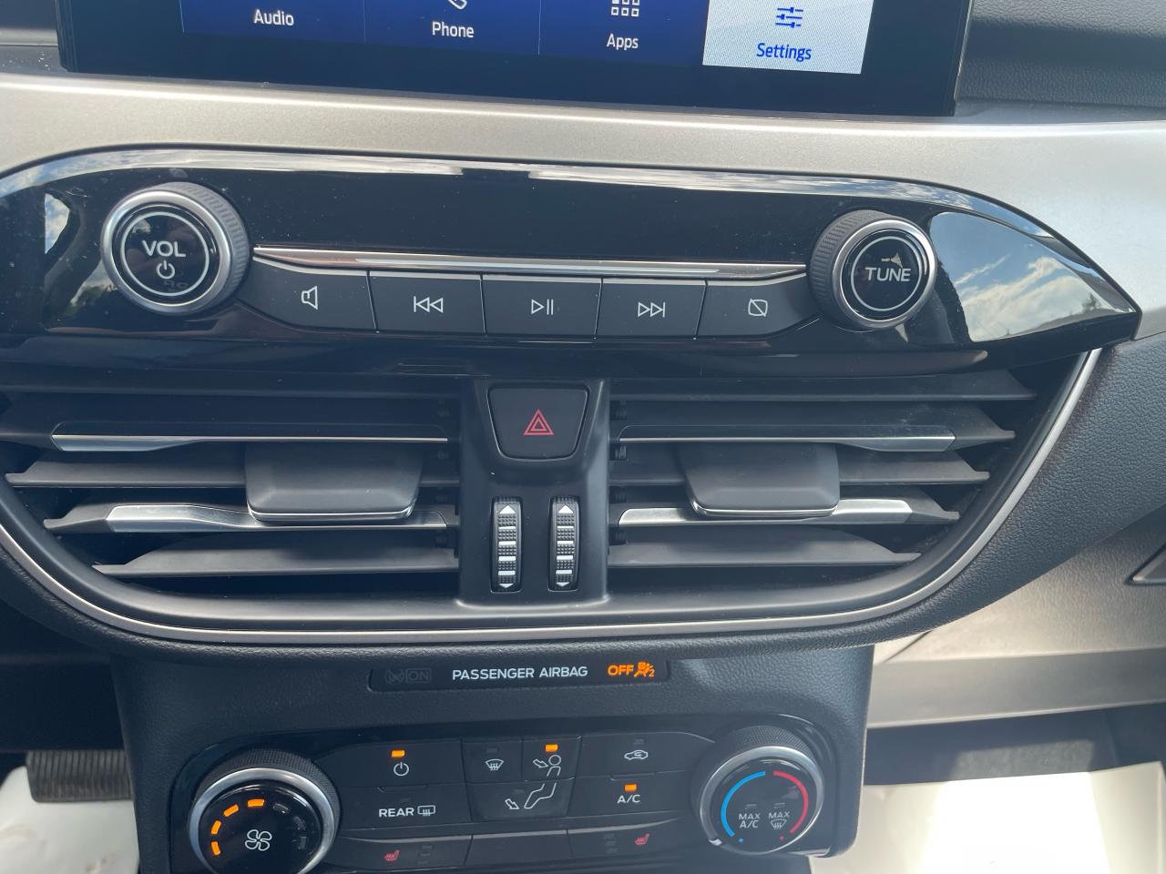 2021 Ford Escape SE Photo5