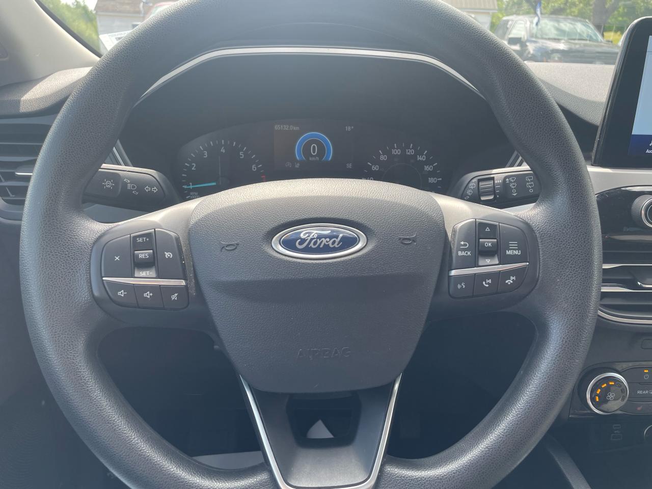 2021 Ford Escape SE Photo5