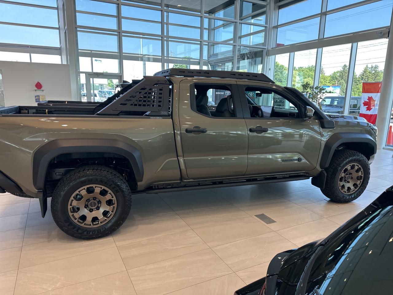 2025 Toyota Tacoma HYBRID Trailhunter i-Force Max Hybrid Photo3