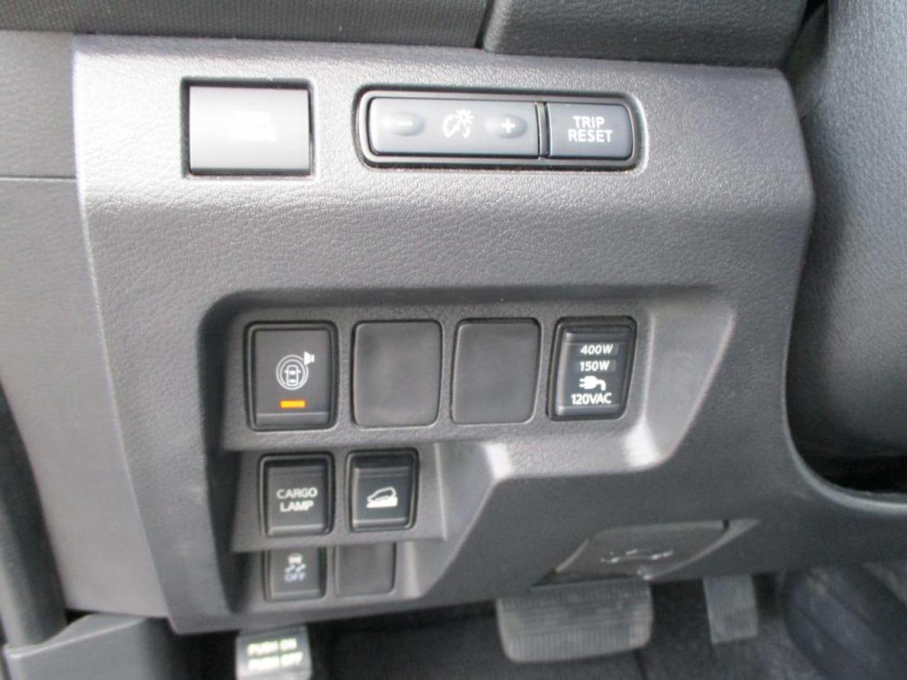 2022 Nissan Frontier SV CREW CAB 4WD Photo10