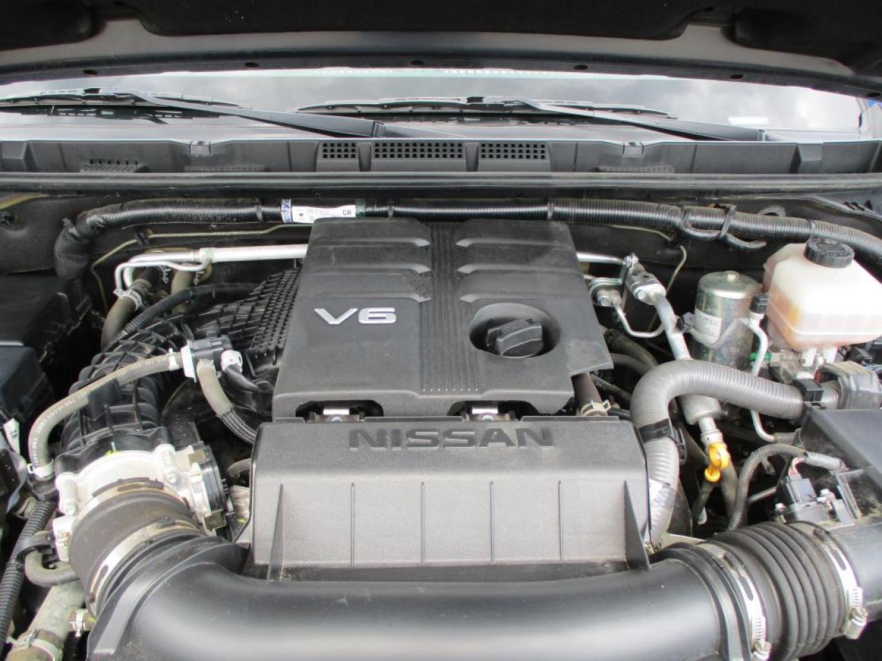 2022 Nissan Frontier SV CREW CAB 4WD Photo21