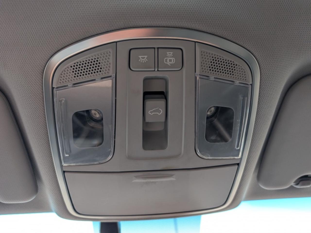 2017 Hyundai Tucson SE  **PANO ROOF - LEATHER** Photo